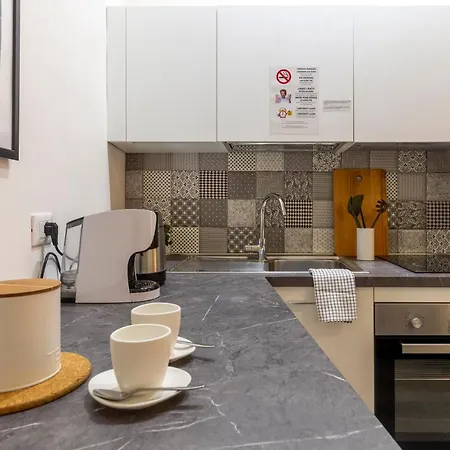 Tram For 4 Guests Apartament